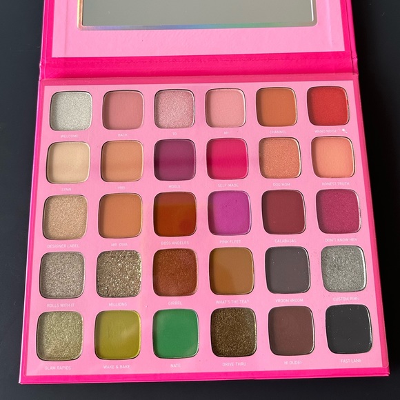 Morphs X Jeffree Star - Picture 2 of 3